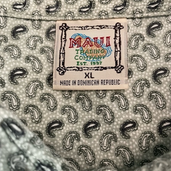 Maui Trading Company Shirt Adult XL Button Up  Short Sleeve  Mens Paisley‎ - Picture 3 of 8